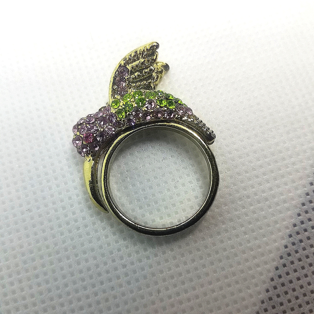 🍍- 3 for $25 Crystal Humingbird gold tone Ring